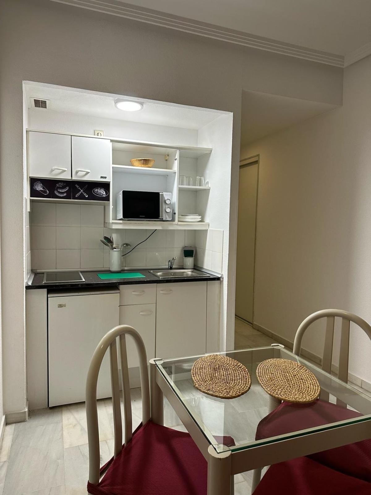 Hospedium Hotel Apartamentos Simon Verde Mairena del Aljarafe Luaran gambar